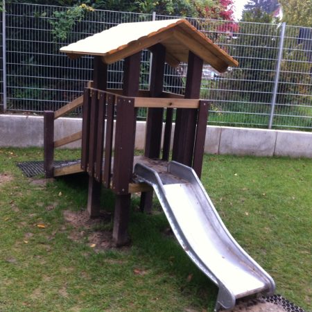 Spielturm "Tobi"